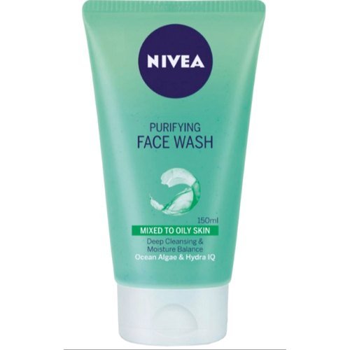 Top 5 Best Facewash For Oily Skin
